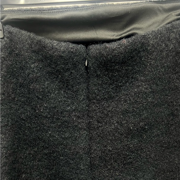 Zara Black Textured High Waisted Pencil Skirt, Size Large - Picture 3 of 4